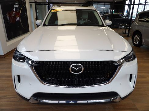 Certified 2024 MAZDA CX-90 3.3 Turbo w/ Premium Plus Pkg image 2