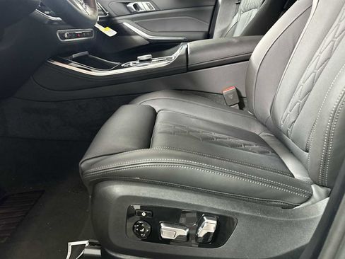 New 2026 BMW X5 xDrive40i w/ M Sport Package image 12