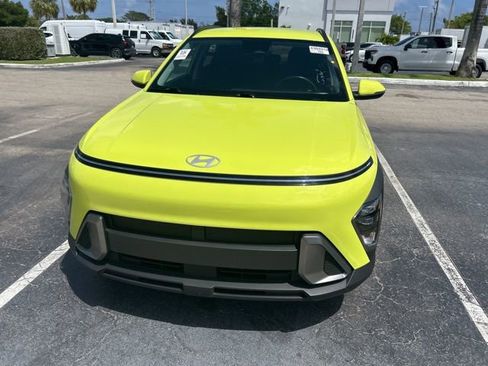 Used 2024 Hyundai Kona SEL w/ Convenience Package image 4