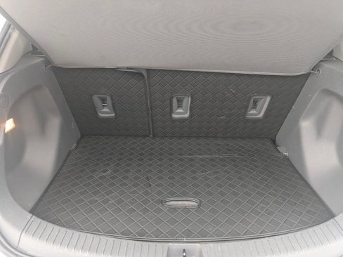 Used 2021 Chevrolet Bolt LT image 15