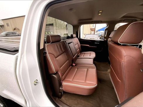 Used 2017 Chevrolet Silverado 2500 High Country w/ Snow Plow Prep Package image 16