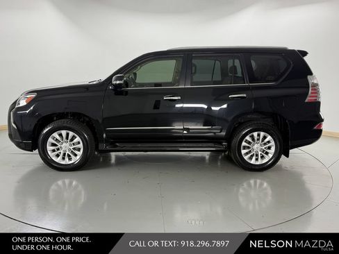 Used 2017 Lexus GX 460 Premium AWD/4WD image 9