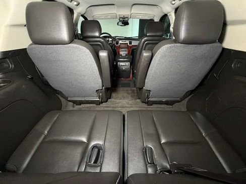 Used 2013 Cadillac Escalade AWD image 16