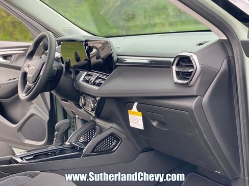 New 2026 Chevrolet TrailBlazer LT AWD/4WD image 18