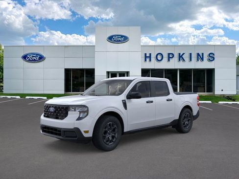 New 2026 Ford Maverick XLT w/ XLT Luxury Package AWD/4WD image 1