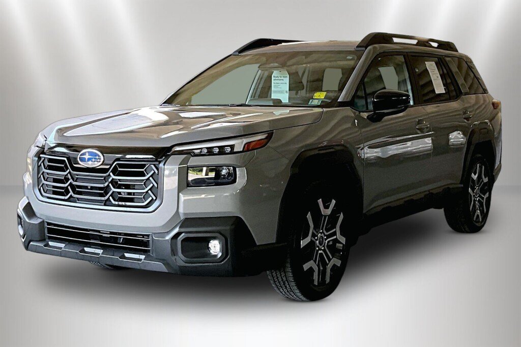 Certified 2026 Subaru Outback Touring XT AWD/4WD image 3