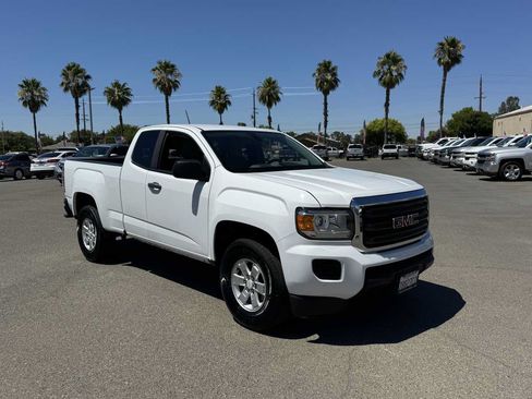 Used 2018 GMC Canyon W/T w/ Convenience Package RWD image 2