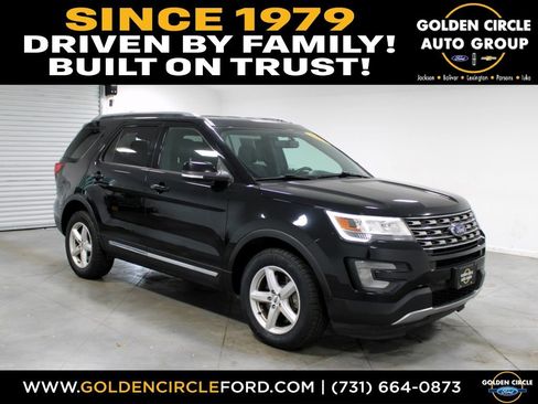 Used 2017 Ford Explorer XLT w/ Equipment Group 201A AWD/4WD image 1