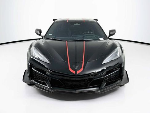 Used 2026 Chevrolet Corvette Z06 RWD image 6