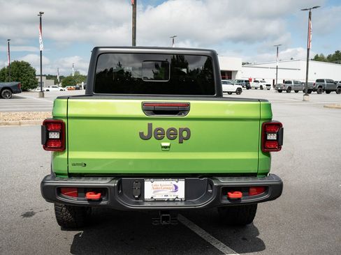 New 2025 Jeep Gladiator Rubicon w/ Convenience Group image 8