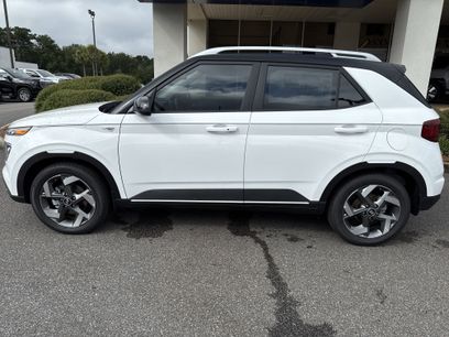 New 2025 Hyundai Venue Limited