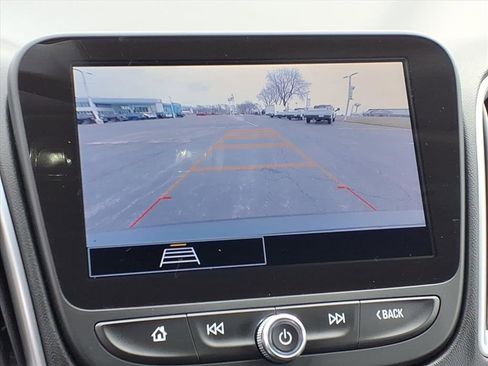 Used 2025 Chevrolet Malibu LT FWD image 10