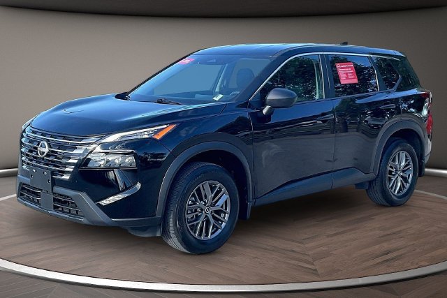Certified 2026 Nissan Rogue S FWD image 1
