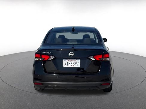 Used 2025 Nissan Versa SV FWD image 12