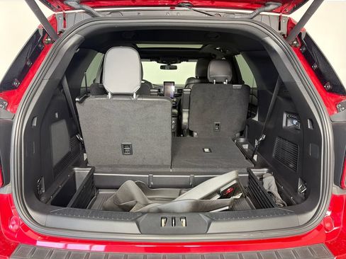 Certified 2020 Ford Explorer ST w/ Premium Technology Package AWD/4WD image 27