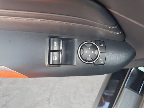 Used 2024 Ford Mustang GT Premium image 11