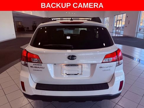 Used 2013 Subaru Outback 2.5i Limited w/ Moonroof Pkg image 6