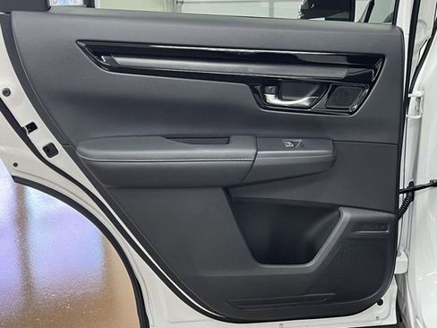 Used 2024 Honda CR-V EX-L image 17