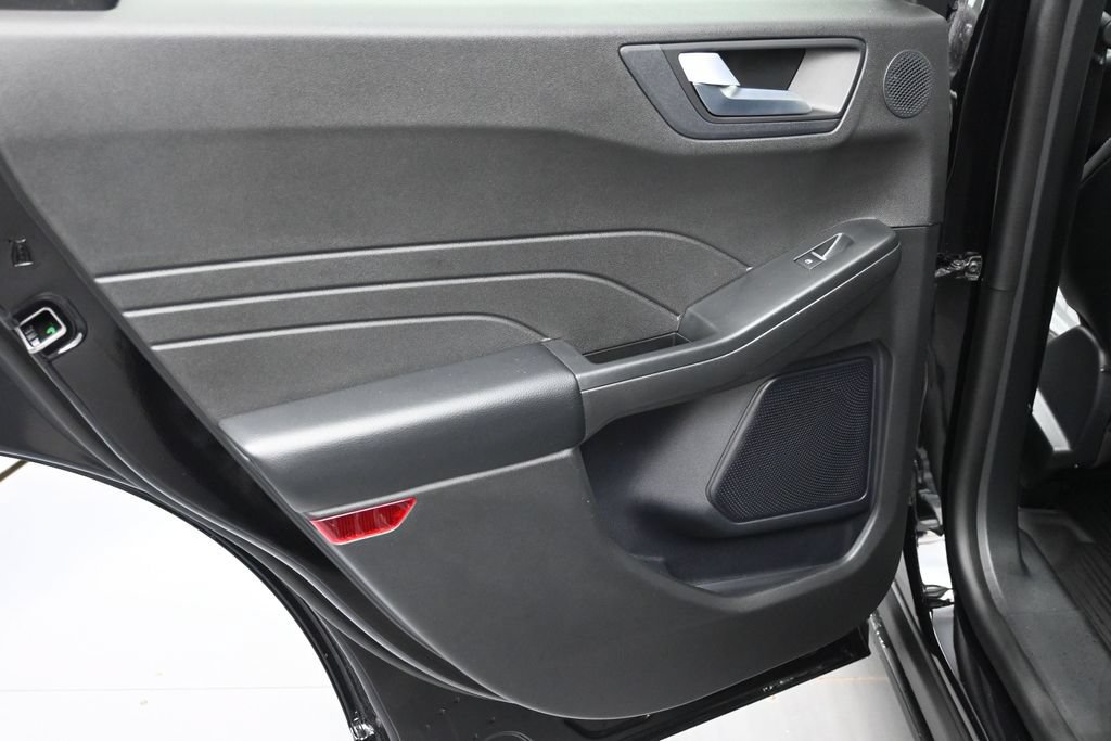 Used 2024 Ford Escape SE w/ PHEV Premium Package FWD image 28