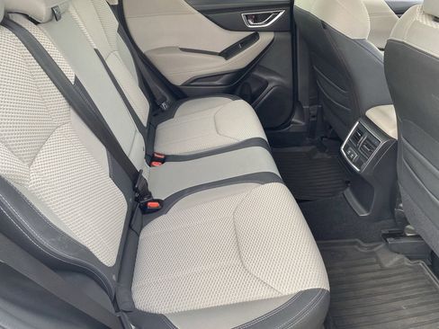 Used 2020 Subaru Forester Premium image 11