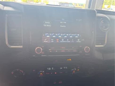 Used 2022 Nissan Frontier SV image 25