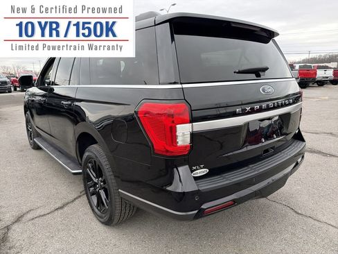 Used 2023 Ford Expedition Max XLT image 8