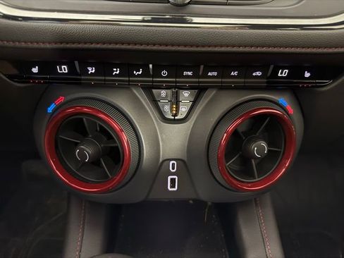 Used 2021 Chevrolet Blazer RS FWD image 16