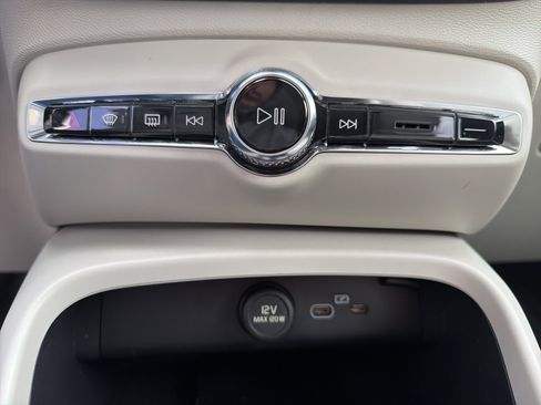 New 2026 Volvo XC40 B5 Plus w/ Protection Package Premier image 26