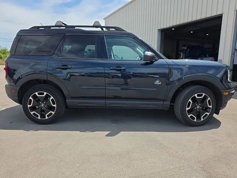 Used 2022 Ford Bronco Sport Outer Banks w/ Tech Package image 4