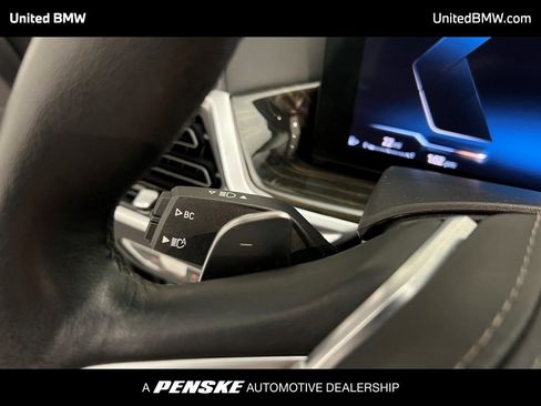 Used 2023 BMW X7 xDrive40i image 41