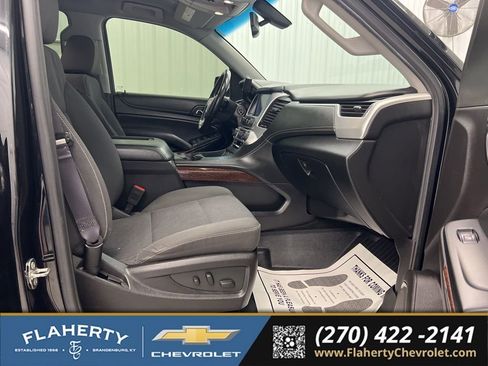 Used 2017 GMC Yukon SLE w/ SLE Value Package AWD/4WD image 15