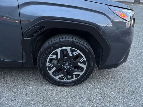 Certified 2025 Subaru Forester image 17