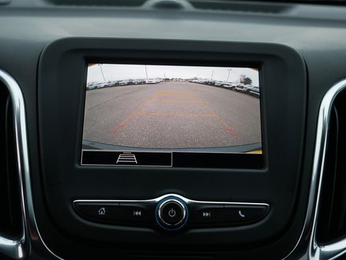 Used 2024 Chevrolet Equinox LT image 27