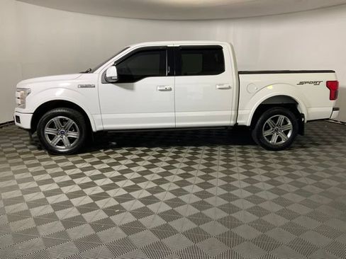 Used 2018 Ford F150 Lariat w/ Equipment Group 502A Luxury AWD/4WD image 8