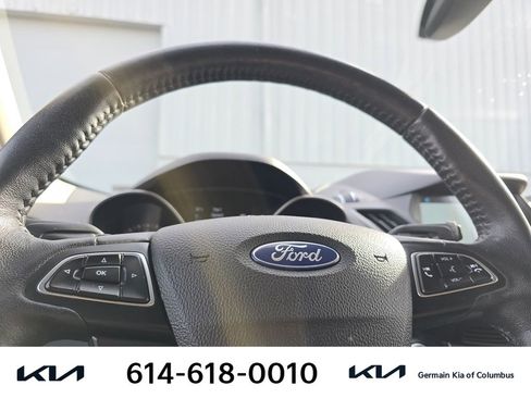 Used 2017 Ford Escape Titanium image 22