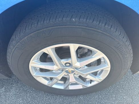 Used 2024 Chevrolet Equinox LT AWD/4WD image 10
