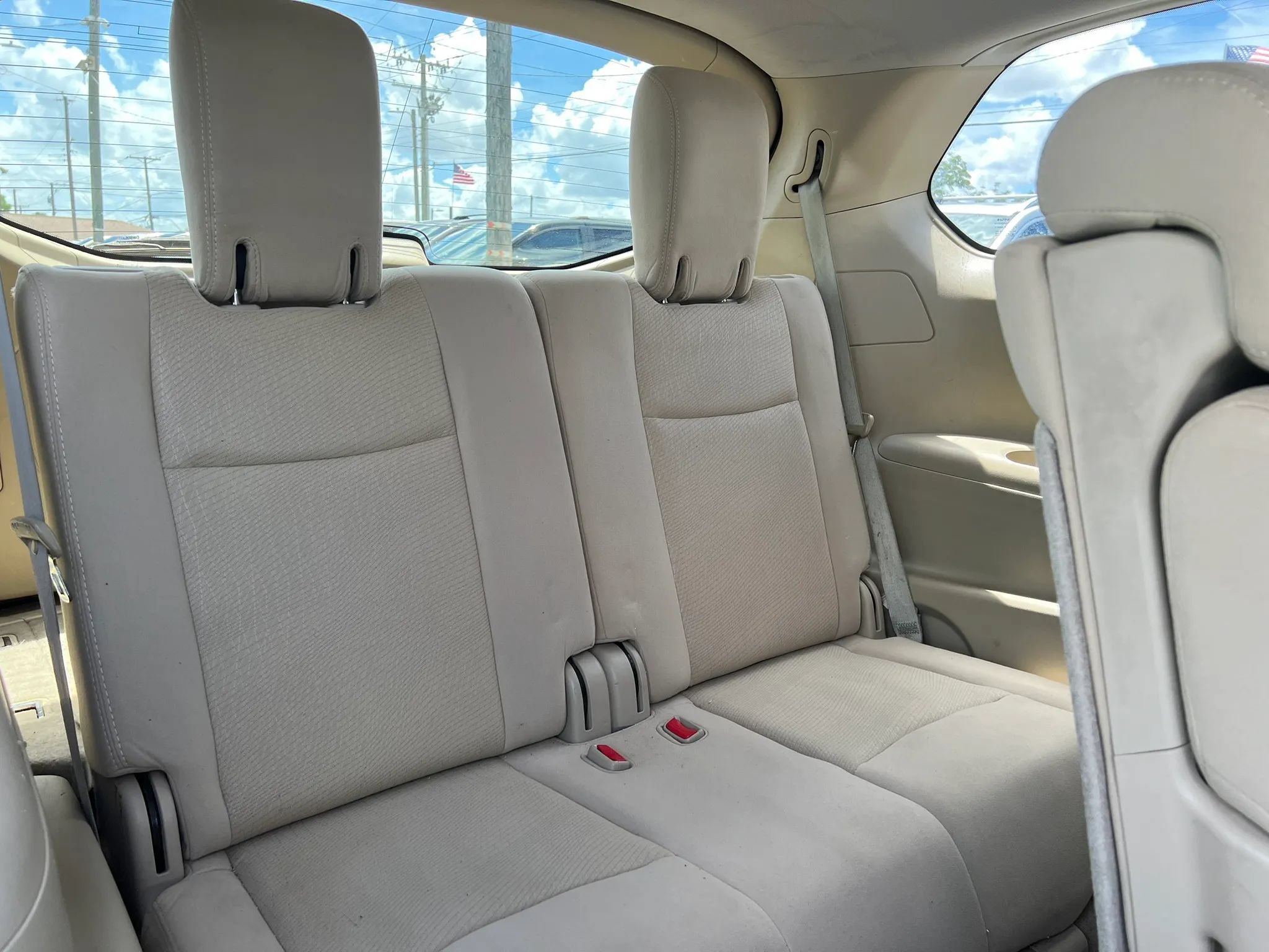 Used 2014 Nissan Pathfinder S FWD image 16