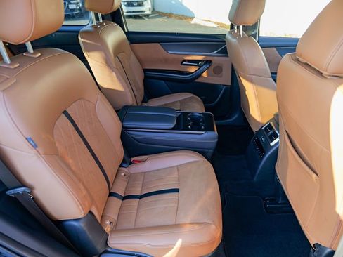 Used 2024 MAZDA CX-90 3.3 Turbo S w/ Premium Plus image 29