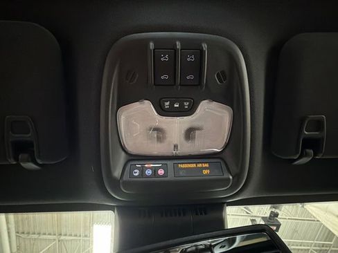 Certified 2023 GMC Canyon Denali AWD/4WD image 22