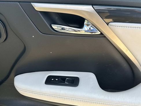 Used 2016 Lexus RX 350 AWD w/ Accessory Package image 18