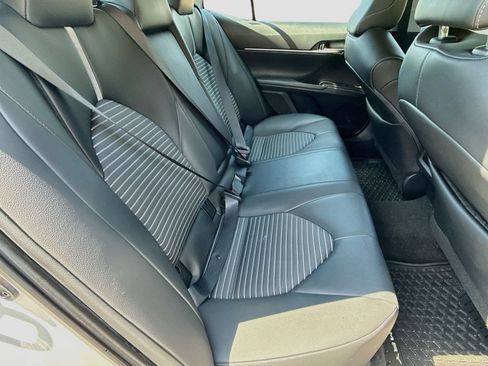 Used 2024 Toyota Camry SE FWD image 31