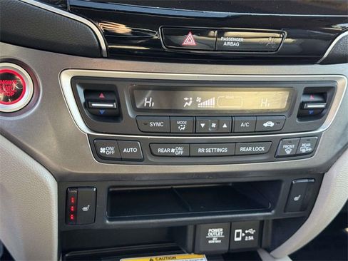 Certified 2022 Honda Pilot Special Edition image 29