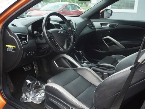 Used 2016 Hyundai Veloster Turbo w/ Option Group 04 image 14