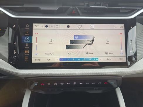 New 2026 Jeep Cherokee Laredo AWD/4WD image 19