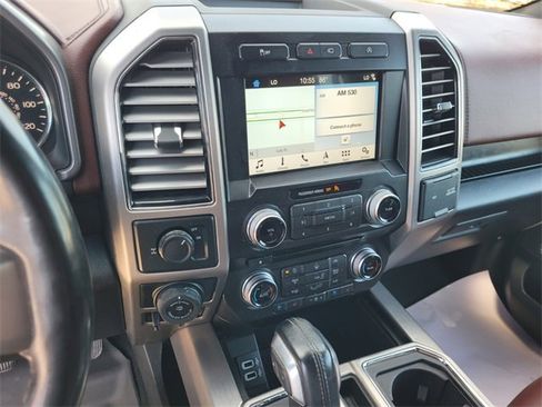 Used 2018 Ford F150 Platinum w/ Equipment Group 701A Luxury image 24