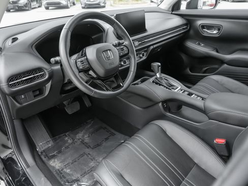 Used 2024 Honda HR-V EX-L image 7