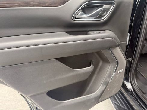 Used 2024 Chevrolet Tahoe LT RWD image 16