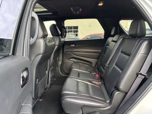 Used 2024 Dodge Durango GT image 17