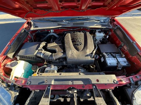 Used 2017 Toyota Tacoma TRD Pro image 4