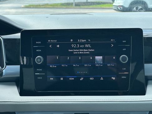 New 2025 Volkswagen Taos SEL AWD/4WD image 12
